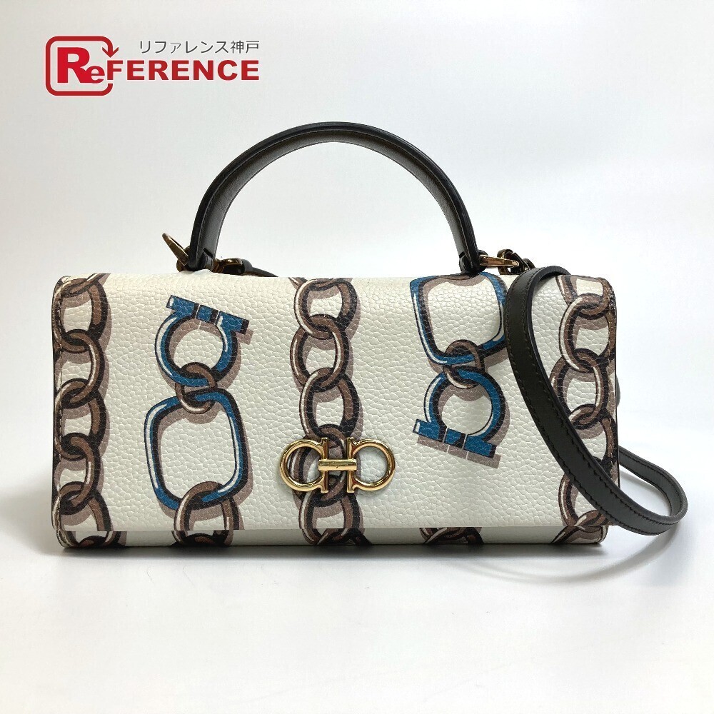 Salvatore Ferragamo Gancini Shoulder Bag Handbag Leather White